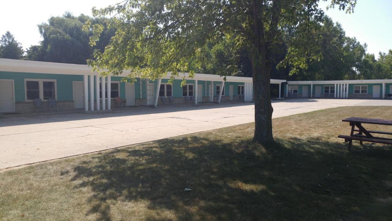 Motel 57 斯特金贝 外观 照片